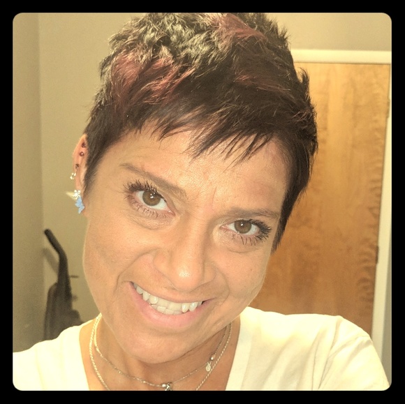 Meet your Posher, Bianca - Picture 3 of 4